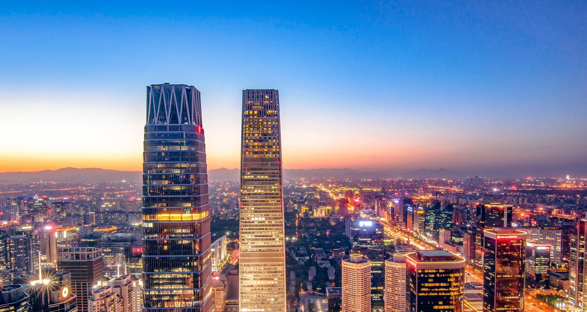 “我宅”里遇見(jiàn)一場(chǎng)光與影的游戲